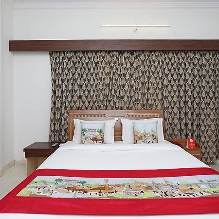 OYO 10671 Hotel Sai Prem Nashik Esterno foto