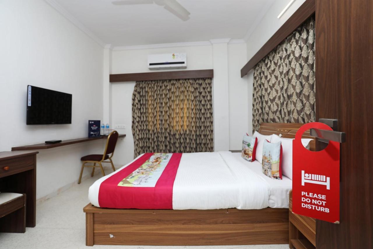 OYO 10671 Hotel Sai Prem Nashik Esterno foto