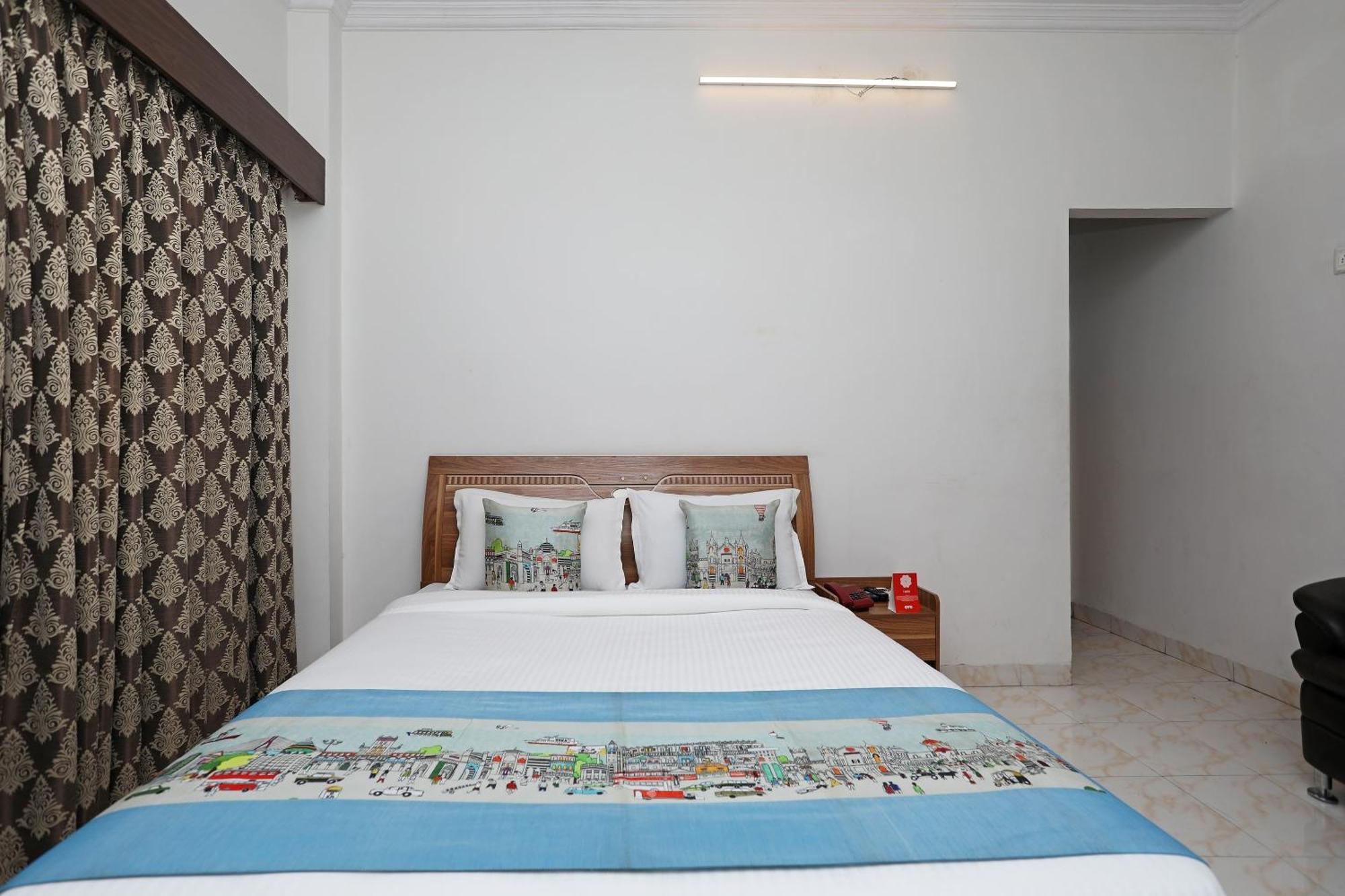 OYO 10671 Hotel Sai Prem Nashik Esterno foto