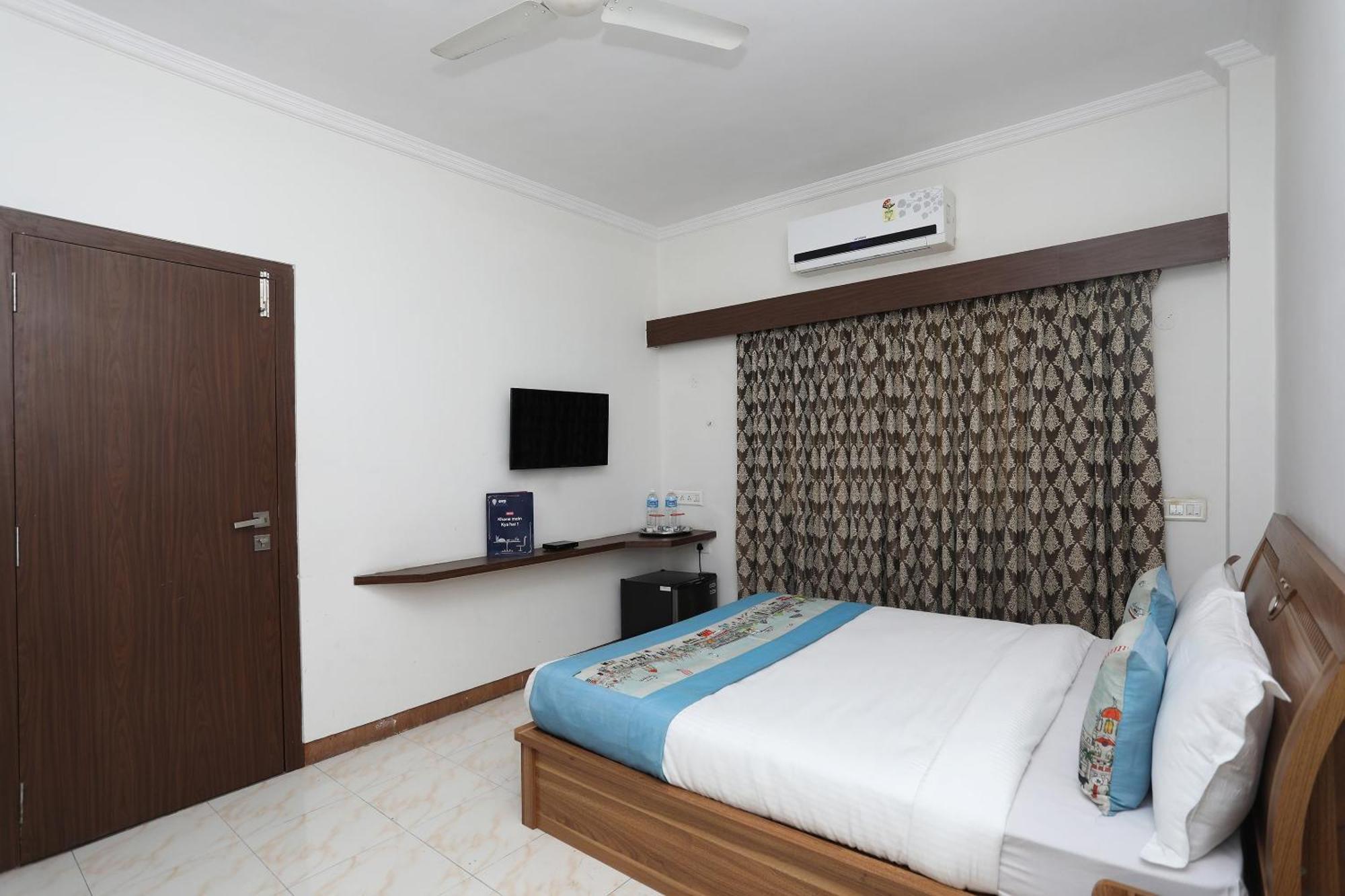 OYO 10671 Hotel Sai Prem Nashik Esterno foto