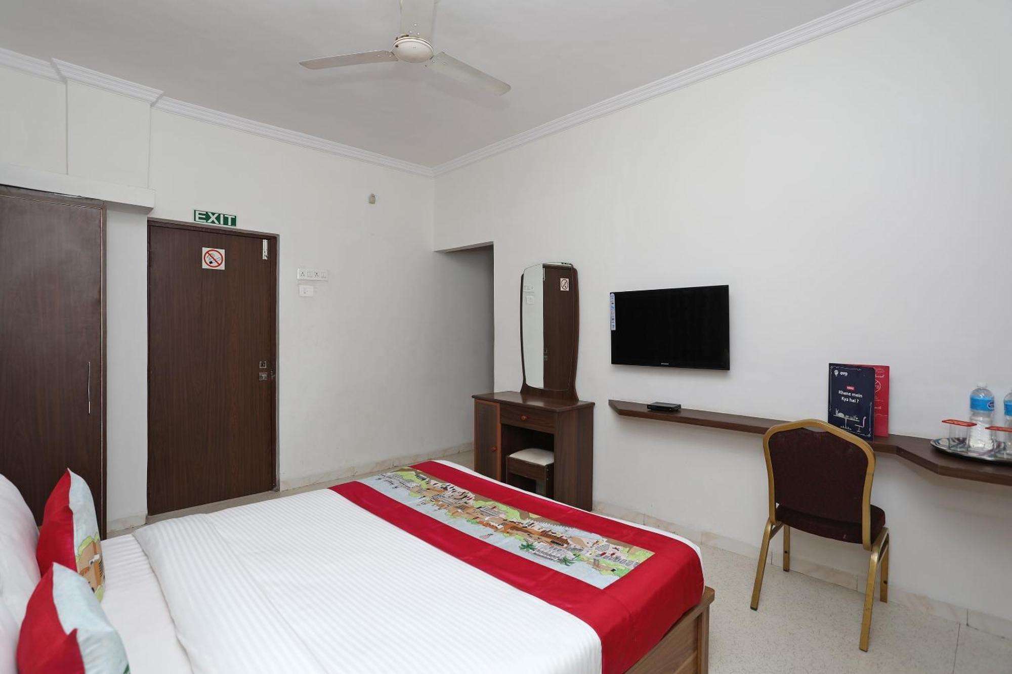 OYO 10671 Hotel Sai Prem Nashik Esterno foto