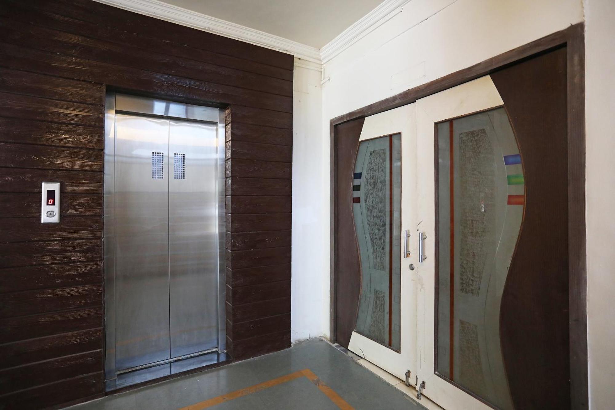 OYO 10671 Hotel Sai Prem Nashik Esterno foto